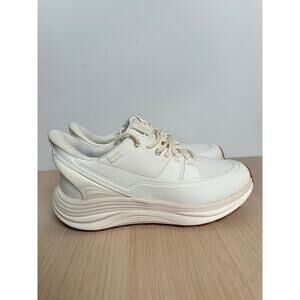 Kizik London All-Terrain Sneaker - Size 8.5W - Mint Condition